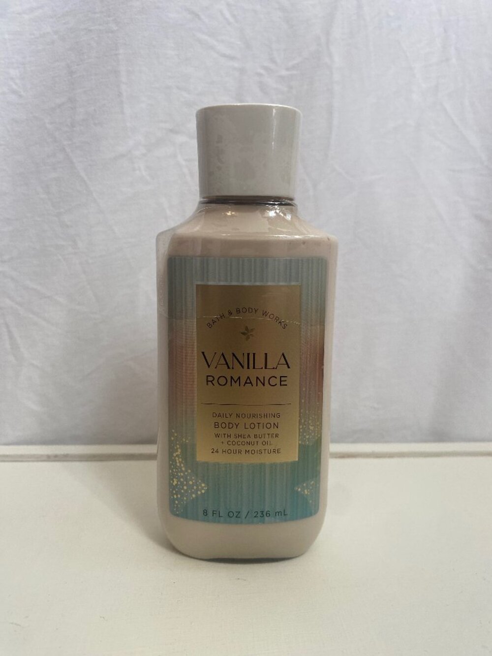 Bath & Body Works New Vanilla Romance Body Lotion 8 oz Fresh Cardamom Vanilla